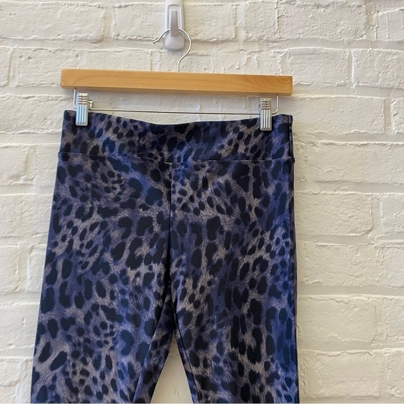 Koral || Drive Cheetara High Rise Legging in Blue Cheetara Large - Picture 3 of 9